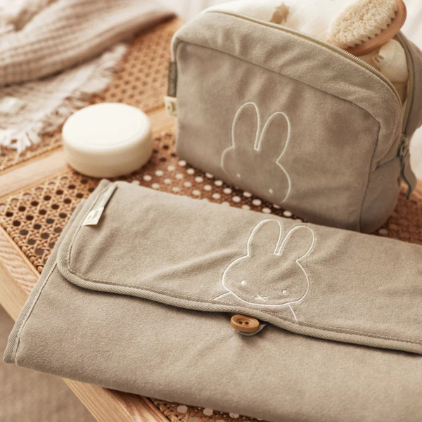 Tapis à Langer nomade Éponge Miffy - Olive Green JOLLEIN