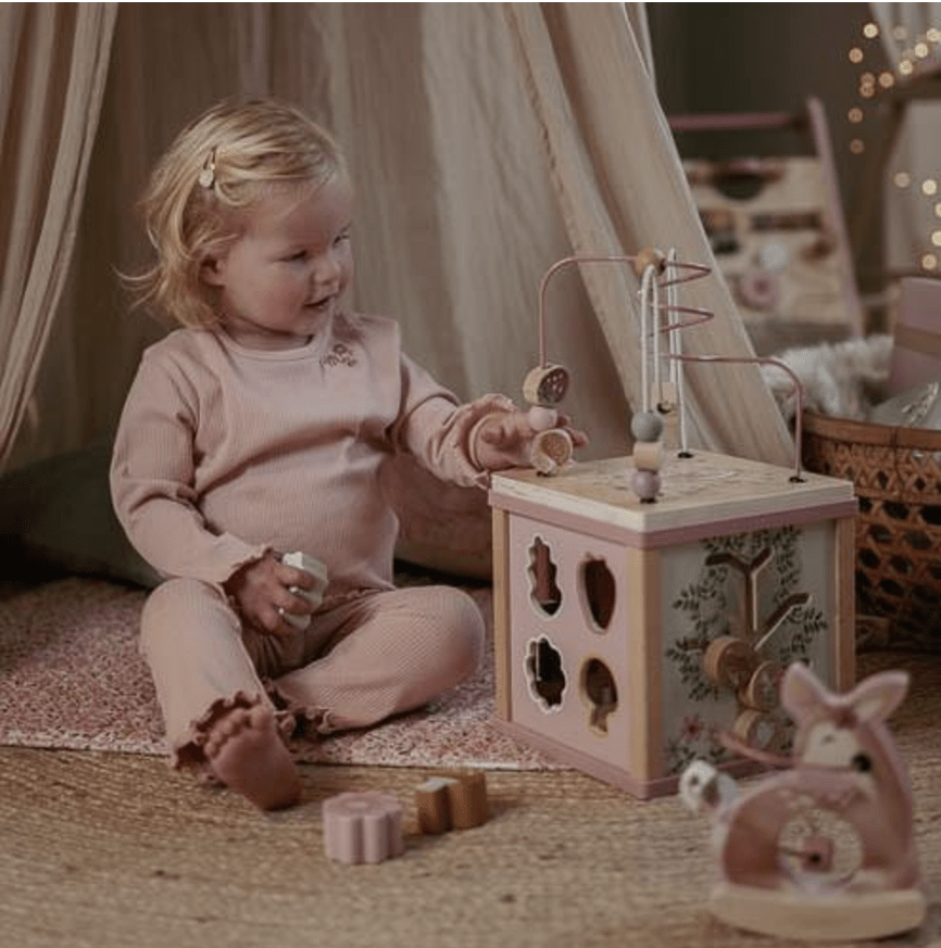 Cube d'activités en bois FSC - Fairy Garden - Petit coeur salé