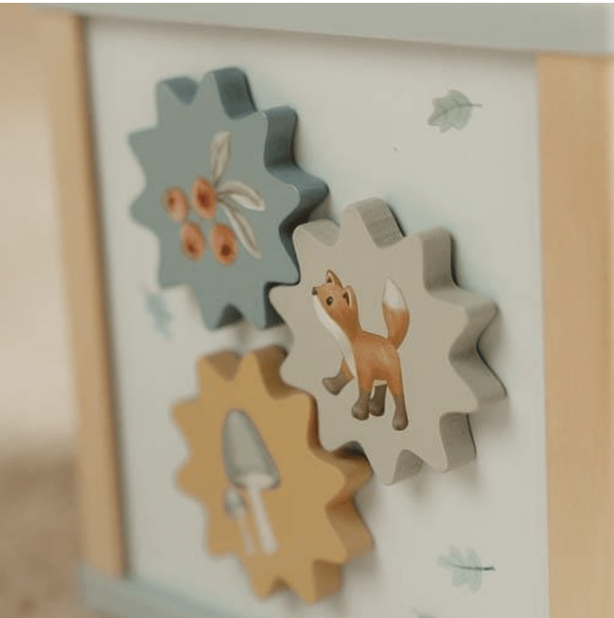Cube d'activités en bois FSC - Forest Friends - Petit coeur salé