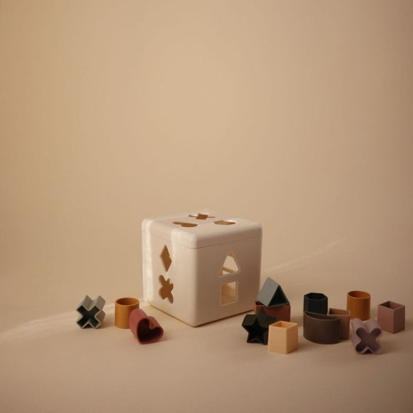 Boîte à Formes beige mushie
