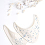 Lot 2 bavoirs bébé fleuris bleu (0-3 mois)