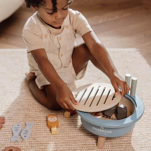 Barbecue en bois pour enfants – Little Dutch