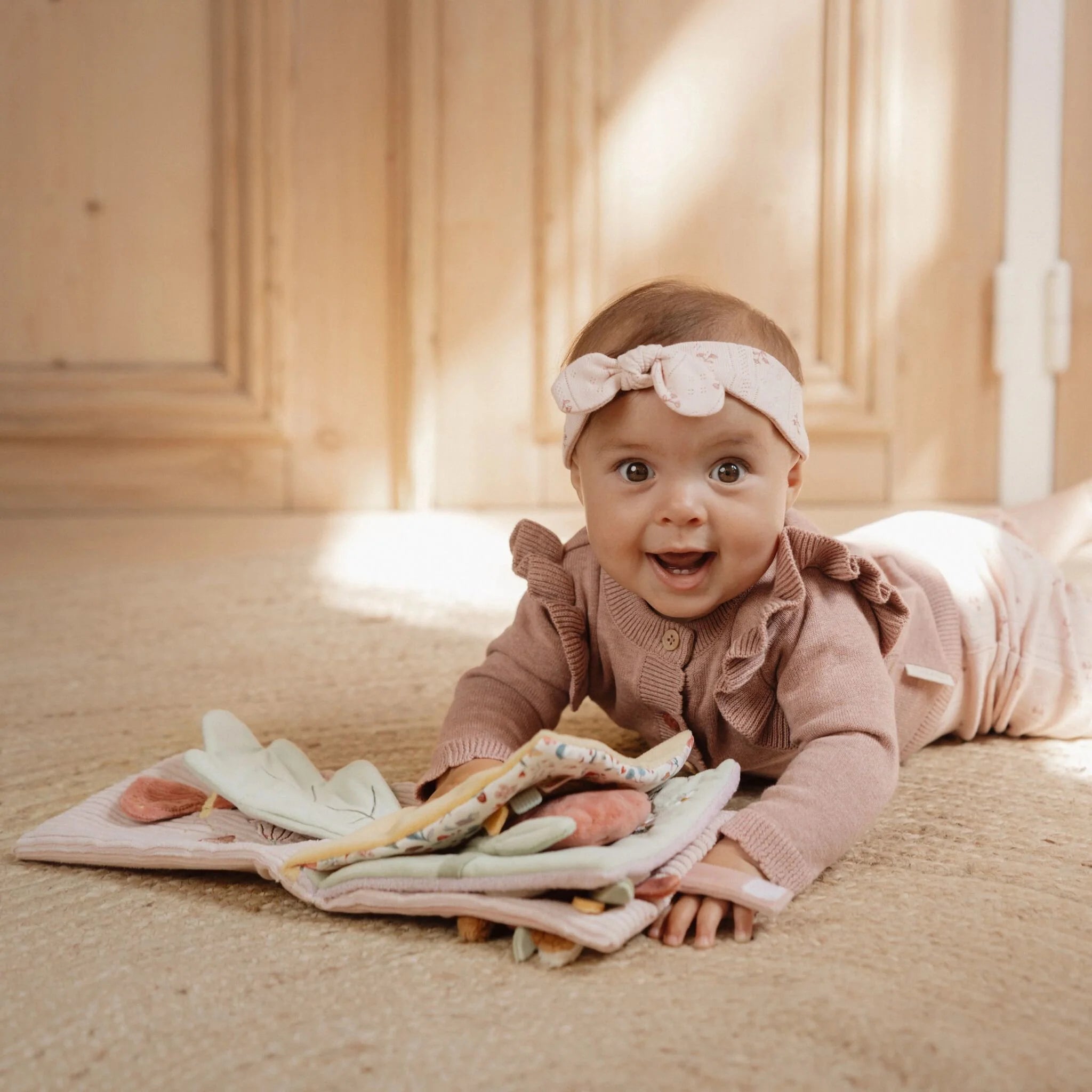 Livre d'activités tissu - Fairy Garden LITTLE DUTCH