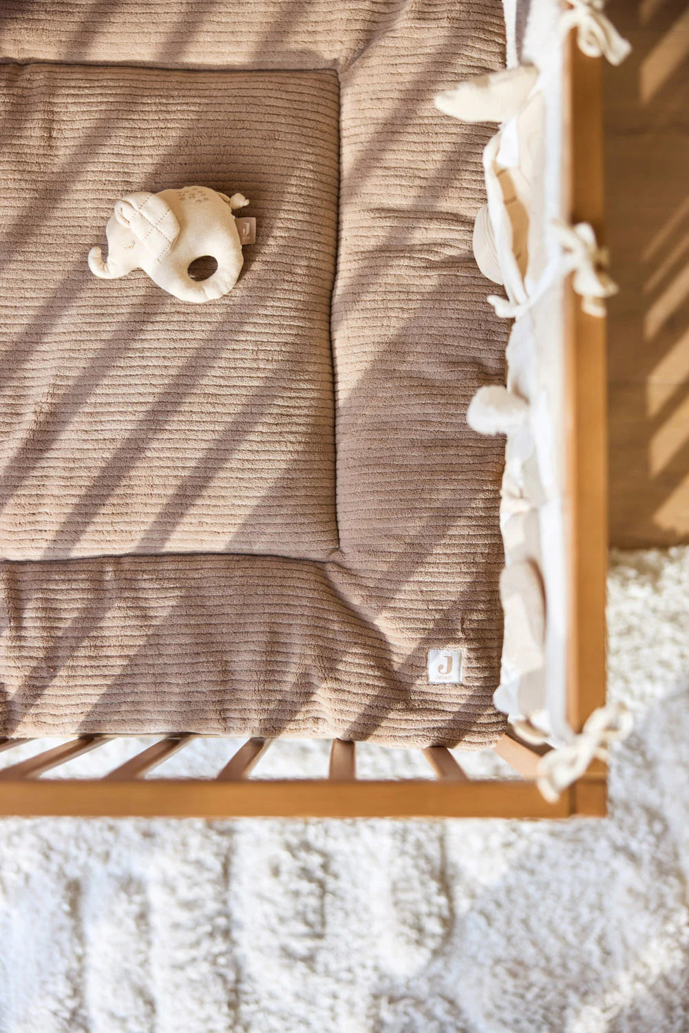 Tapis de Parc 75x95cm Cloudy Rib - Milky Coffee JOLLEIN