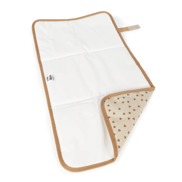 Tapis à langer bébé Poppy Cannelle – Motifs cœurs walking mum