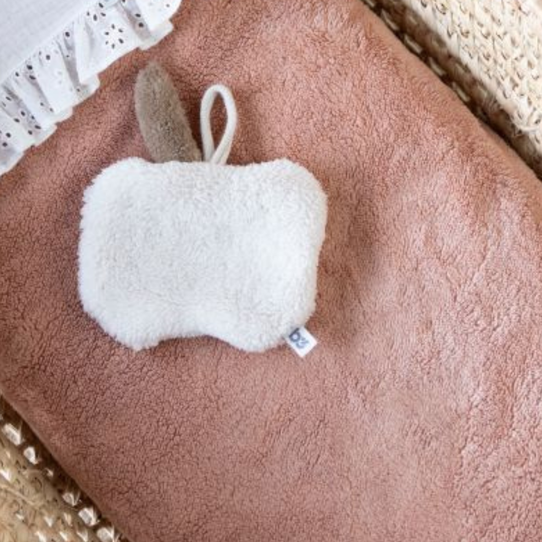 Attache tétine pomme Cozy lin chaud BABY'S ONLY