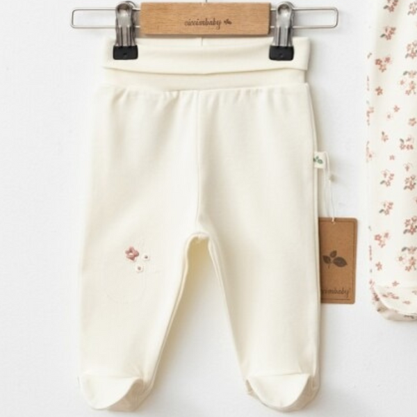 Lot pantalon bébé fleuri (1-3 mois) Ciccimbaby