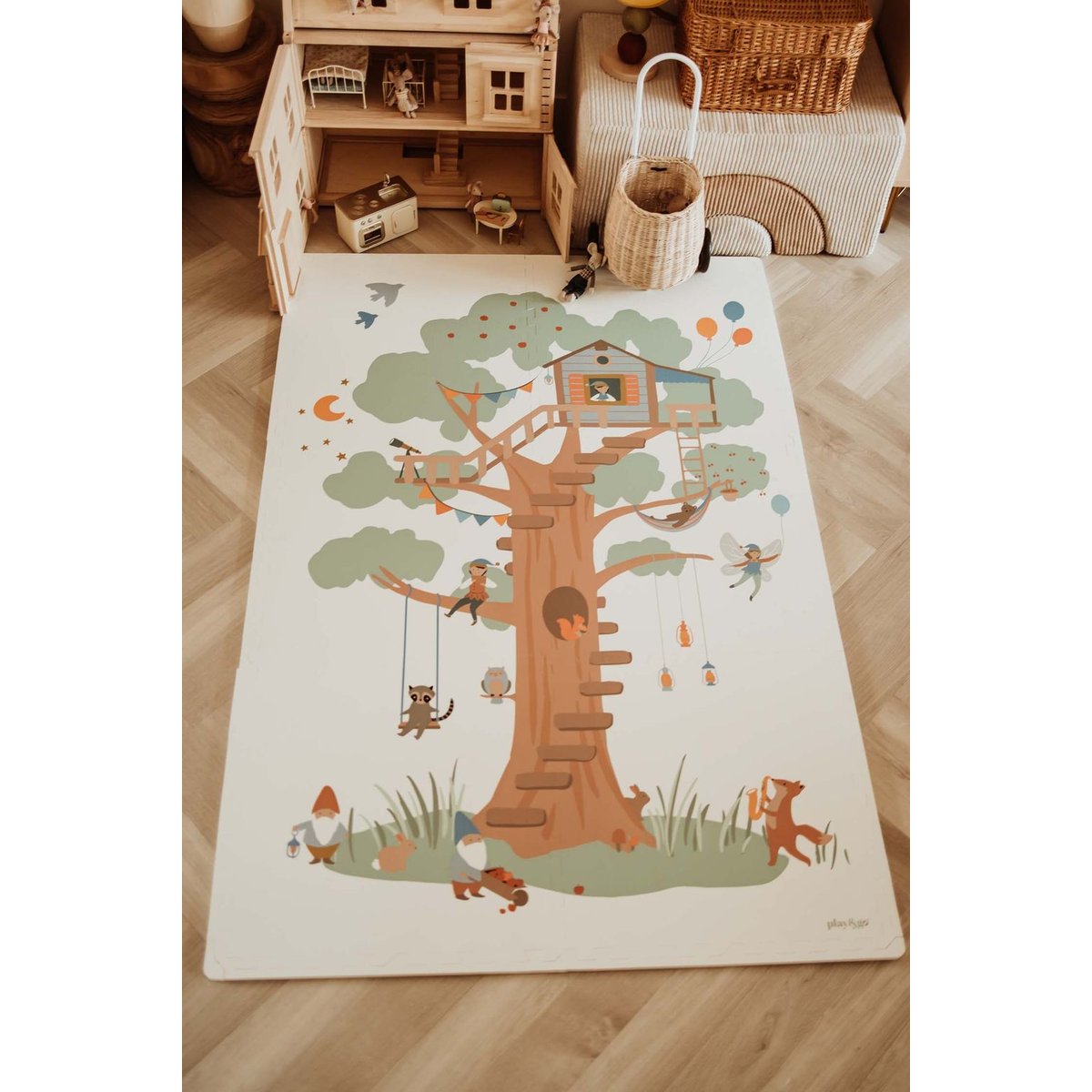 Tapis de jeu réversible 2 en 1 EEVAA Treehouse (120 x 180 cm)
