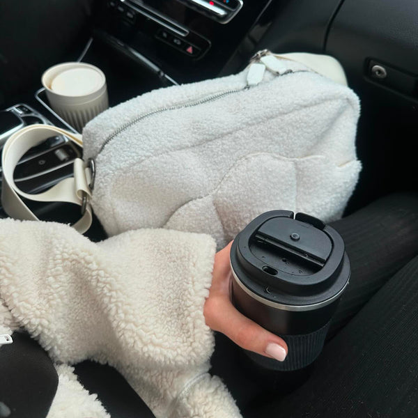 Besace à langer – White Bouclé 👜✨