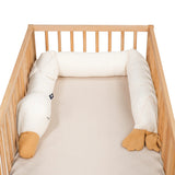 Tour de lit oie de Julius Zöllner, 180 cm de douceur certifiée OEKO-TEX®. Idéal pour protéger bébé et décorer la chambre avec tendresse.