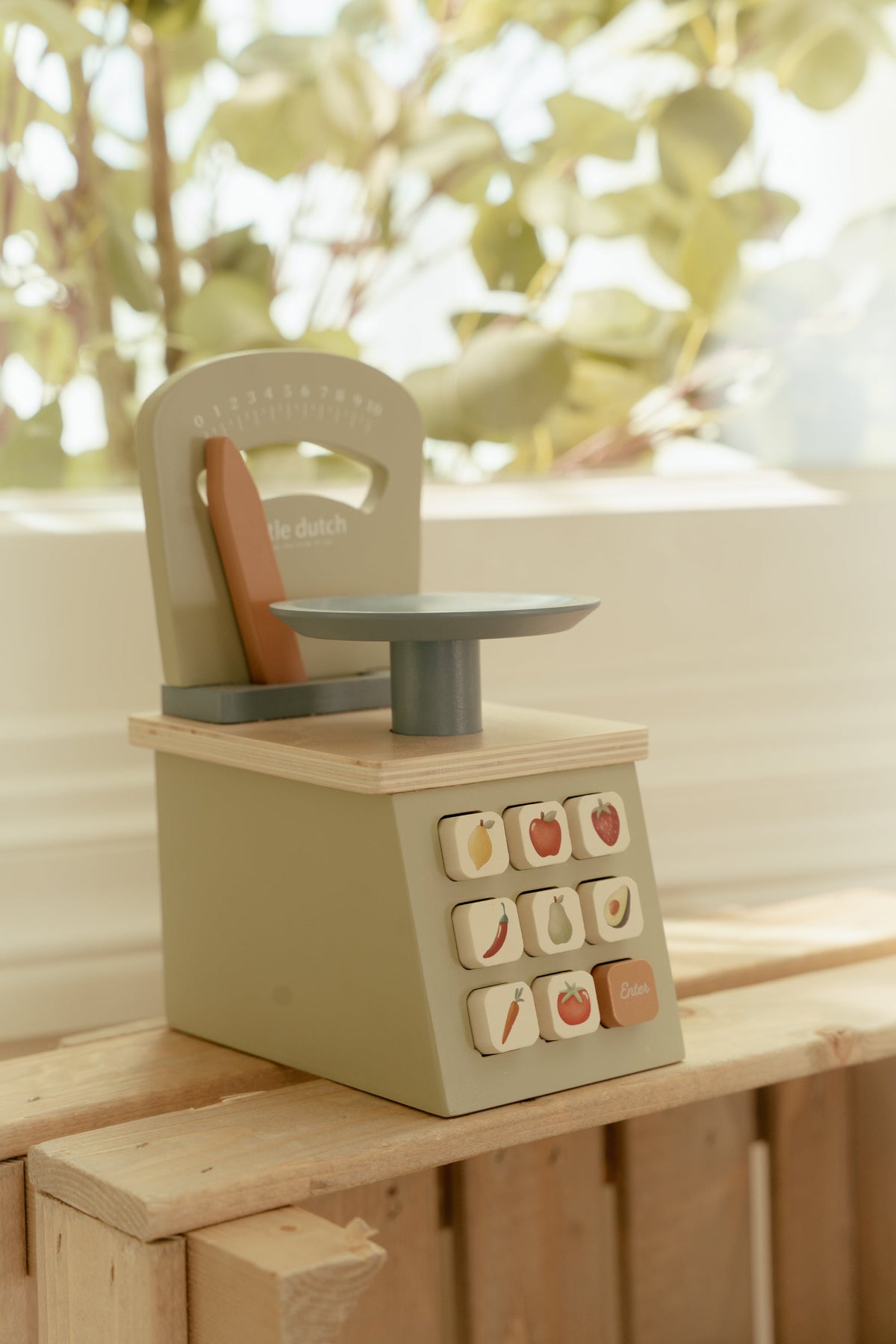 Balance en bois FSC – Jeu d’imitation cuisine ERZI