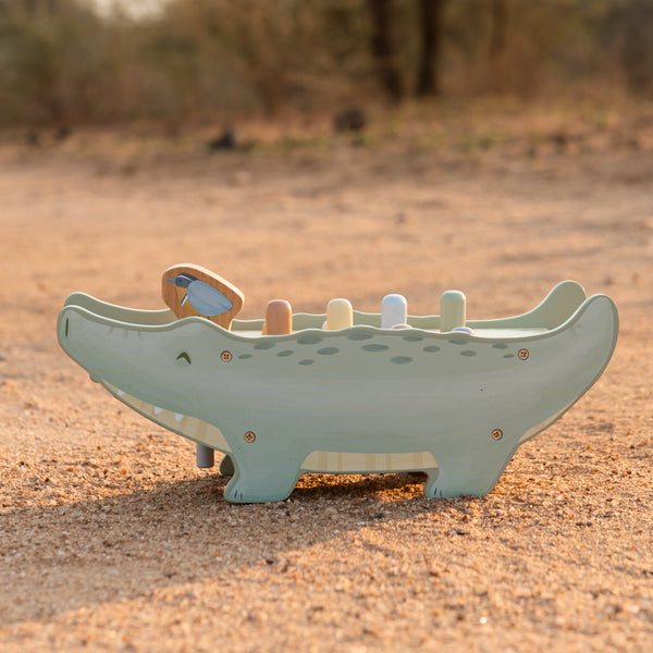 Banc à marteler crocodile en bois Safari Friends – jouet de motricité enfant