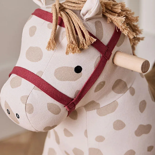 Cheval à bascule Dotty beige à taches – jouet d’éveil dès 18 mois