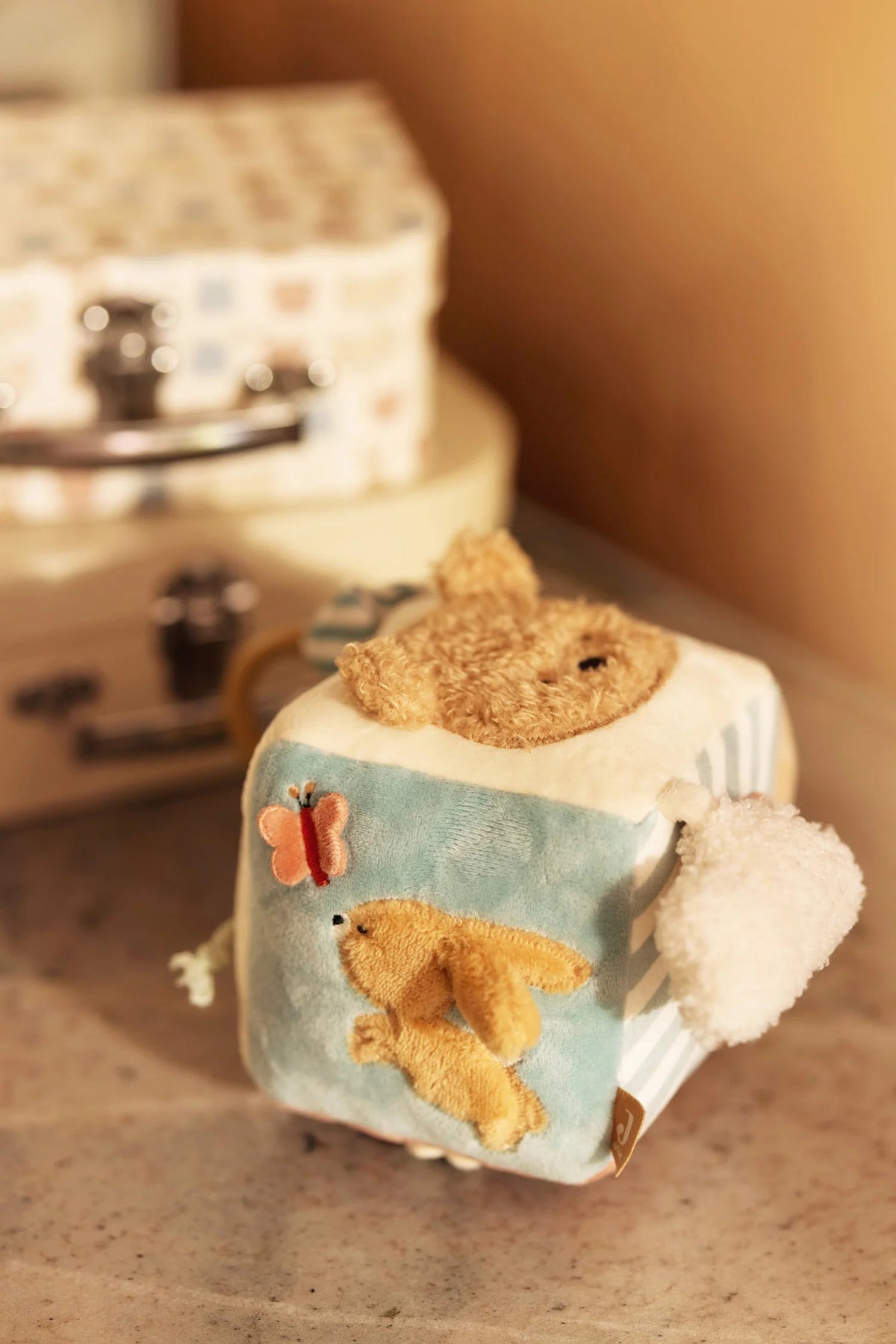 Cube d’activités bébé Jollies – Jouet sensoriel dès la naissance JOLLEIN
