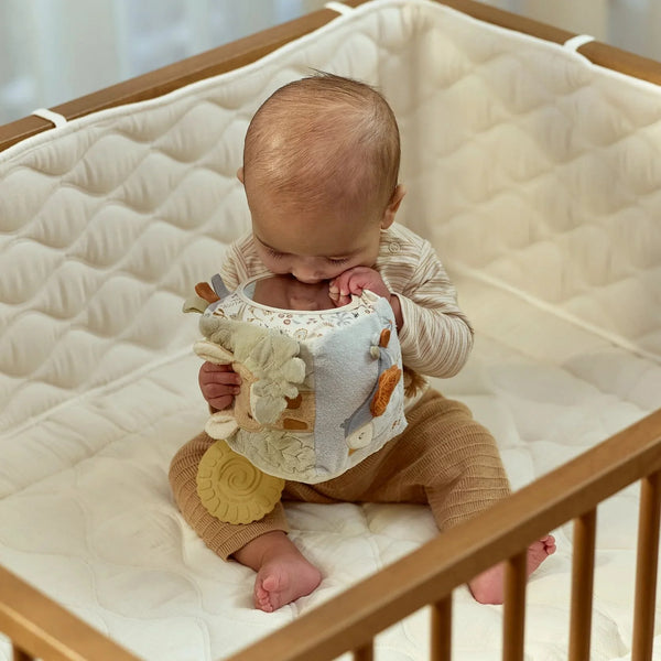 Cube d’activités soft Safari Friends – jouet sensoriel bébé