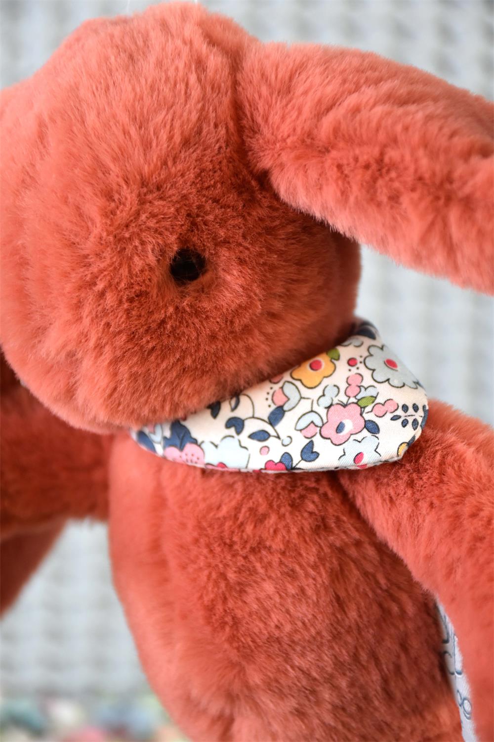 LAPIN FLEURETTE - TERRACOTTA 25 cm