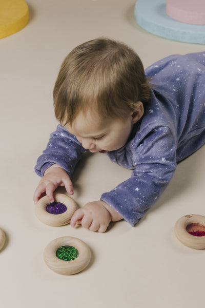 Donut jouet d’éveil sensoriel vert – jouet en bois bébé PETIT BOOM