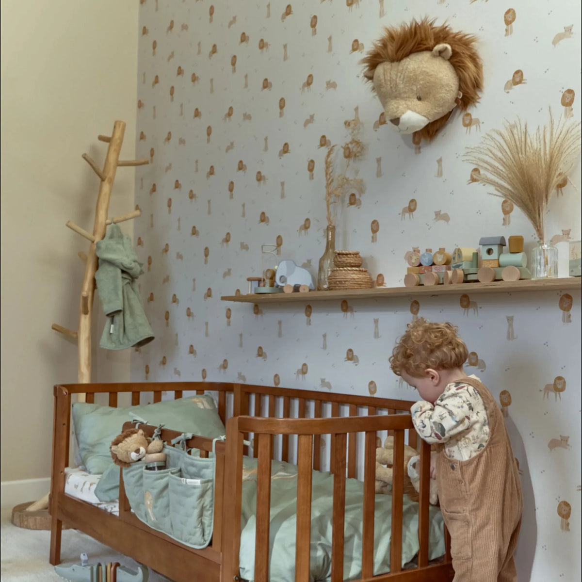 Décoration murale lion Safari Friends : une touche safari douce et originale pour la chambre de bébé.
