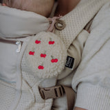 Bruit Blanc Portable – Lucy cerises brodées