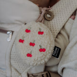Bruit Blanc Portable – Lucy cerises brodées