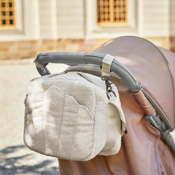 Besace à langer – White Bouclé 👜✨
