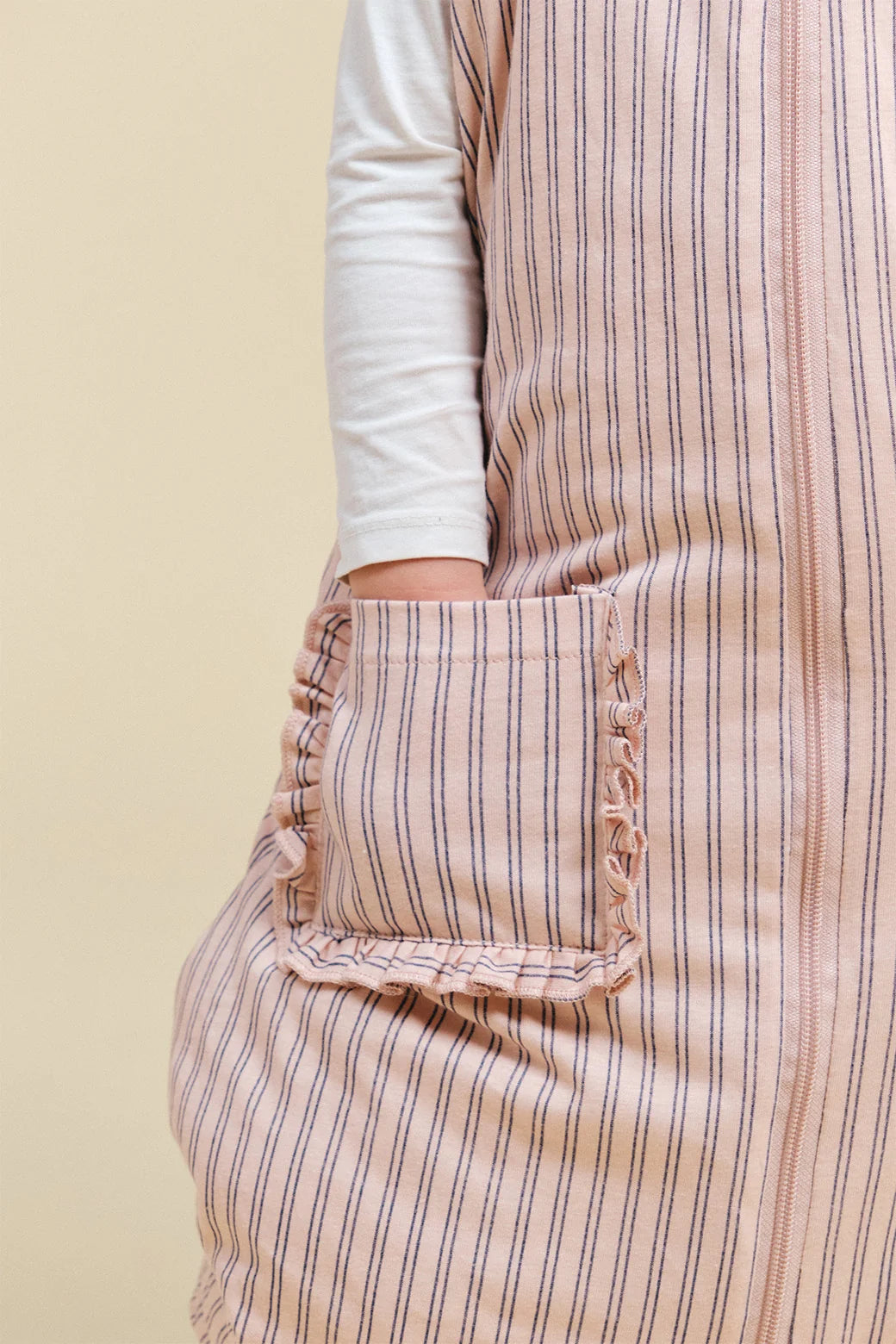 Gigoteuse à pieds avec chaussettes antidérapantes Navy & Pink Stripes – TOG 2.5