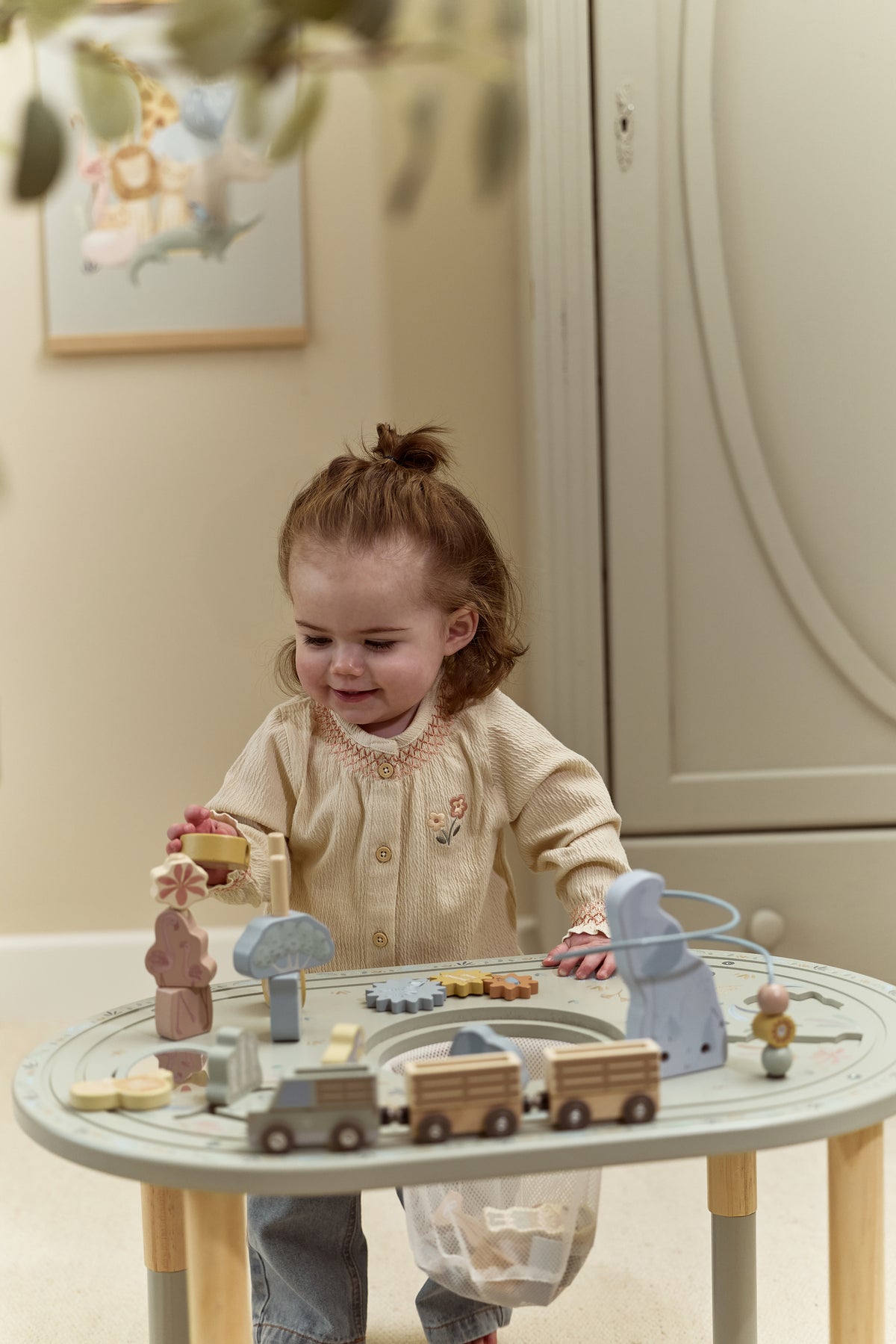 Grande table d’activités en bois Safari Friends – table d’éveil évolutive