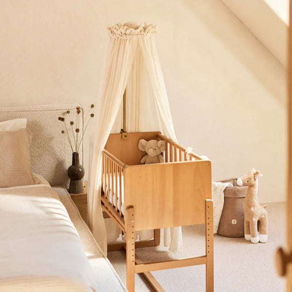 Panier de rangement Cloudy Rib Milky Coffee en tissu côtelé. Grand format pour organiser les essentiels de bébé avec style et douceur.