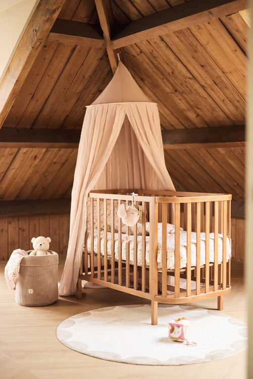 Panier de rangement Cloudy Rib Milky Coffee en tissu côtelé. Grand format pour organiser les essentiels de bébé avec style et douceur.