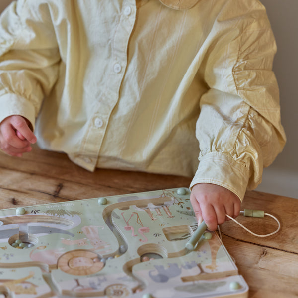Labyrinthe magnétique en bois Safari Friends – jeu de motricité fine