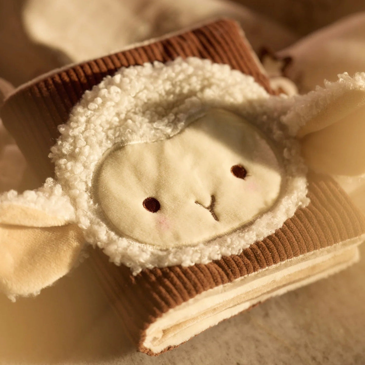 Livre d’activités bébé Woolly – Jollein JOLLEIN