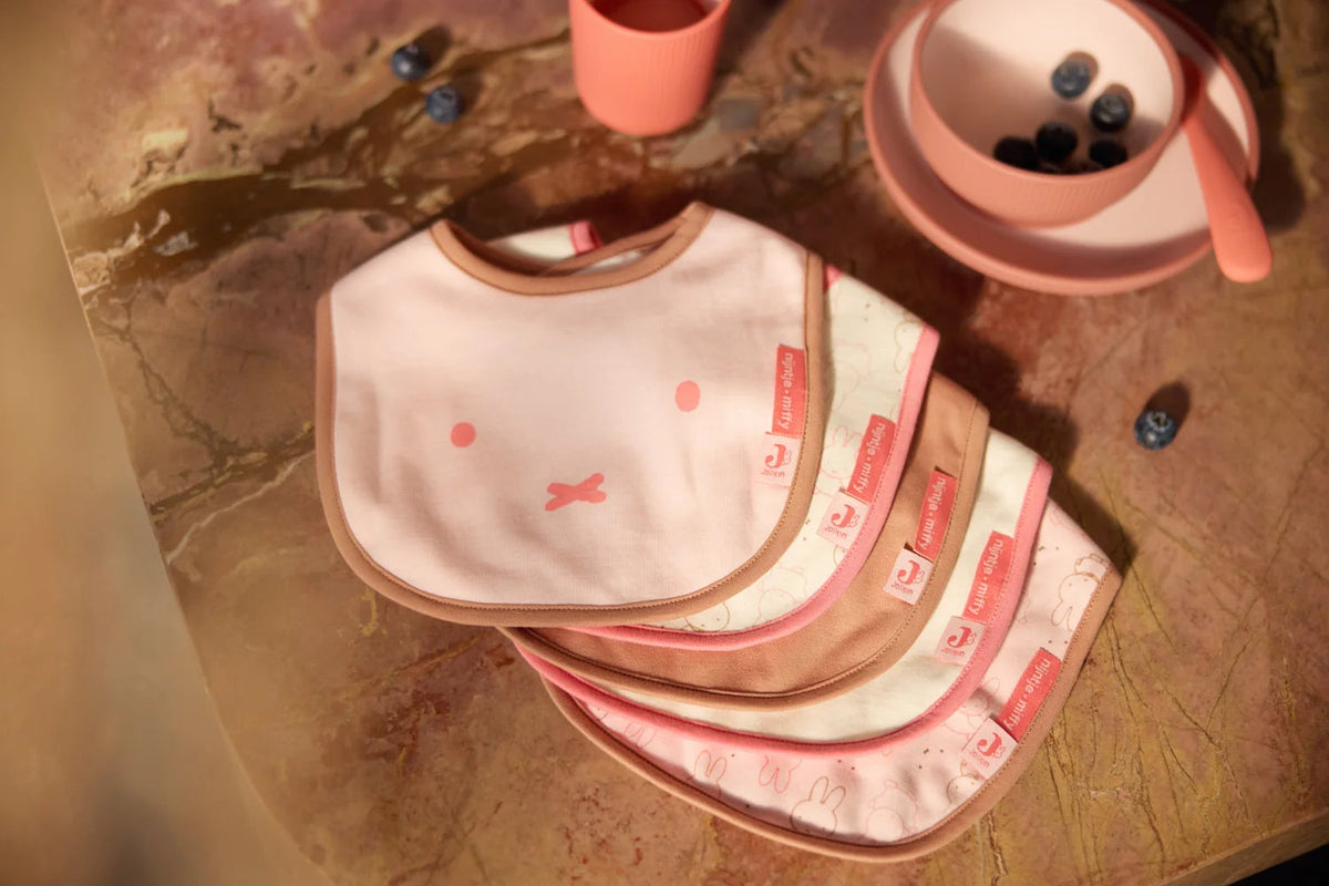 Lot de 5 bavoirs imperméables Miffy Moments silk rose – Jollein JOLLEIN