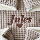 Maxi couverture bébé en coton gaufré latté BB & CO
