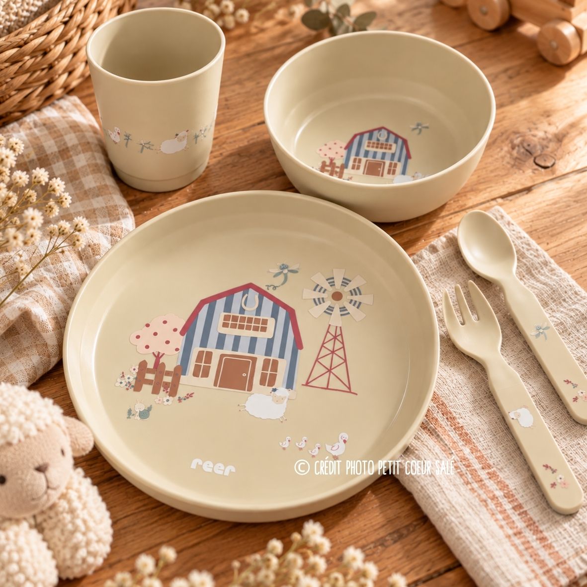 Coffret repas bébé Petite Ferme – Service de table 5 pièces REER