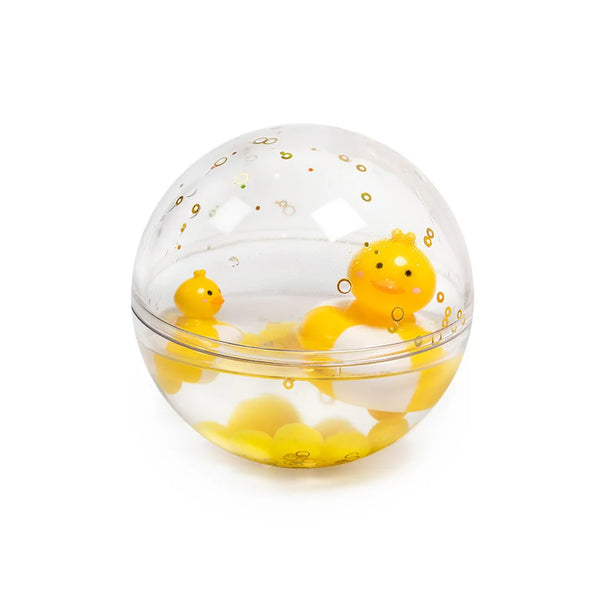 Découvrez les balles sensorielles Petit Boum Happy Bubbles Ducks 🦆 ! Des jouets d’éveil parfaits pour le bain, qui stimulent les sens et la motricité fine de bébé dès 6 mois.