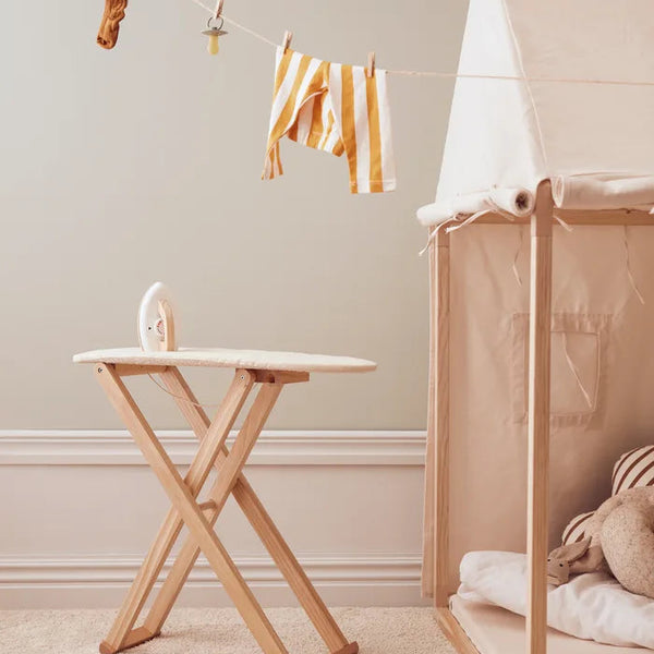 Planche et fer à repasser enfant en bois – jeu d’imitation dès 3 ans Kid's concept