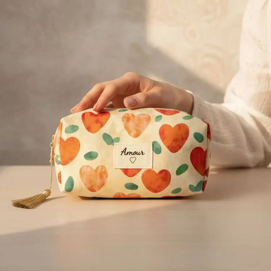Pochette trousse « Amour » – Cœurs colorés – 16 x 9 x 9 cm COSMOS