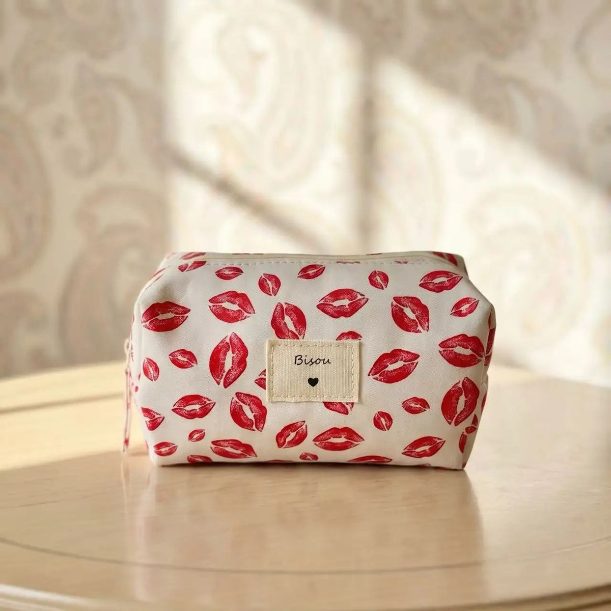 Pochette trousse « Bisou » – Lèvres rouges – 16 x 9 x 9 cm COSMOS