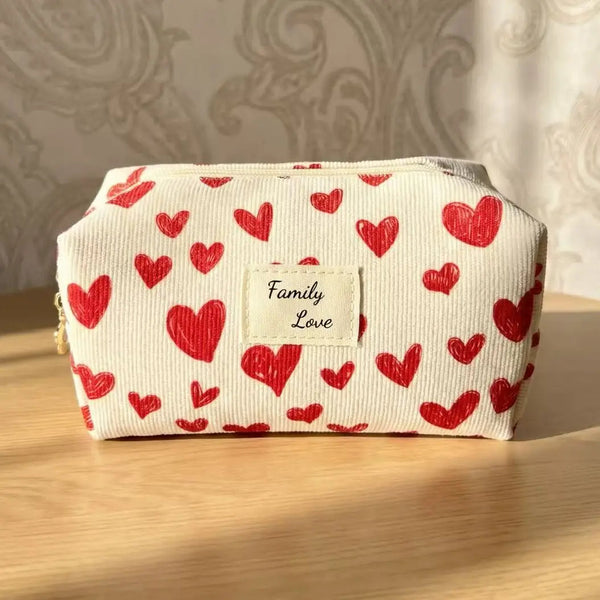 Pochette trousse « Family Love » – Cœurs rouges – 16 x 9 x 9 cm COSMOS