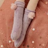 Poupée en tissu 35 cm douce et légère, idéale dès 12 mois. Compagne rassurante pour jouer et câliner.poupée câlin enfant 1 an