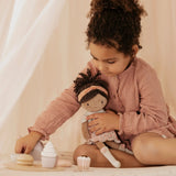 poupée en tissu 35 cm evi
poupée souple bébé 12 mois
poupée câlin enfant 1 an