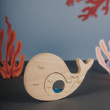 Puzzle sensoriel baleine et bébé – jouet d’éveil en bois PETIT BOOM