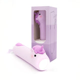 Lampe torche enfant licorne rechargeable USB-C. Lumière douce réglable idéale pour histoires du soir et aventures dès 3 ans.