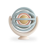 Suction Spinner Ball Mushie – Jouet sensoriel à ventouse – Dès 10 mois mushie