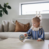 Suction Spinner Ball Mushie – Jouet sensoriel à ventouse – Dès 10 mois mushie