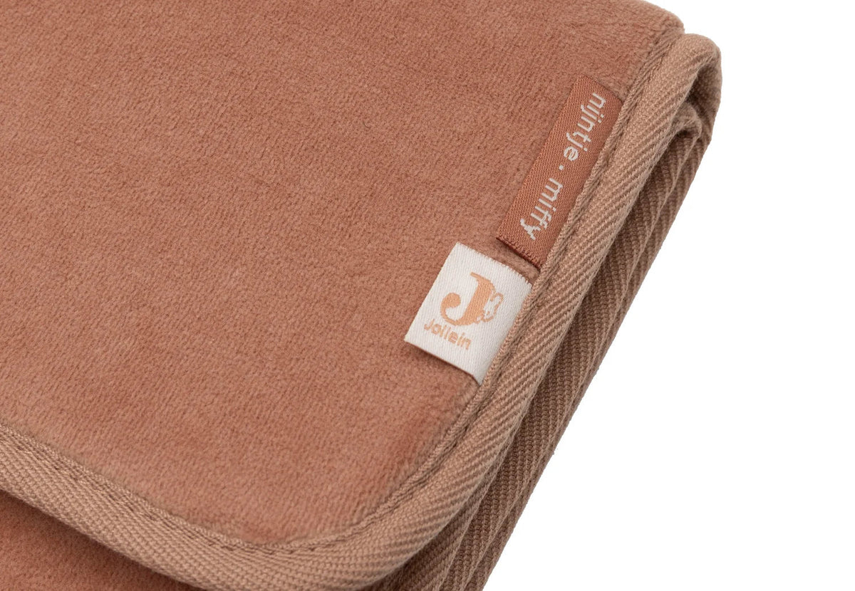 Tapis à Langer Nomade Miffy Moments Velvet Light Terra – Jollein 🤎🐰 JOLLEIN