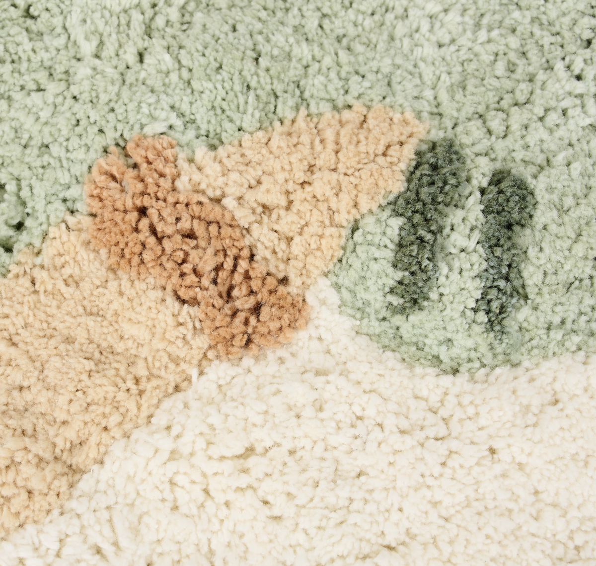 Tapis enfant crocodile en coton bio : le choix idéal pour une chambre chaleureuse, confortable et pleine de charme.