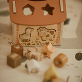 Tiny Barn – Jeu de tri de formes en bois “Ferme magique” MRS ERTHA