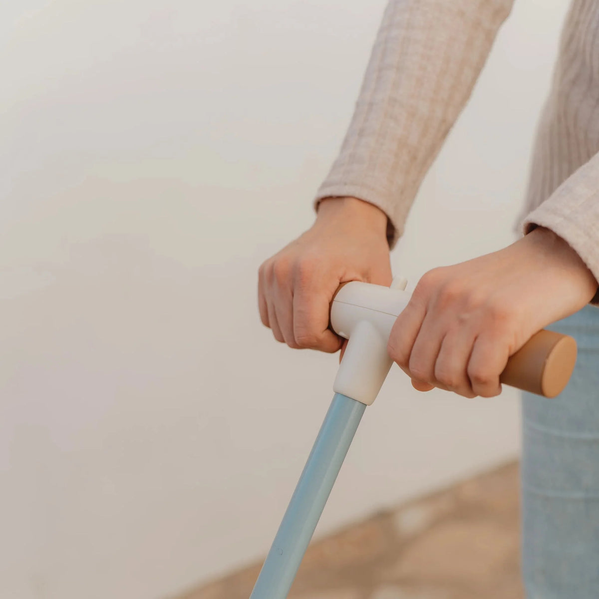 Tricycle évolutif 4 en 1 dès 1 an. Tricycle guidé, autonome, vélo d’équilibre et vélo. Favorise motricité et équilibre.