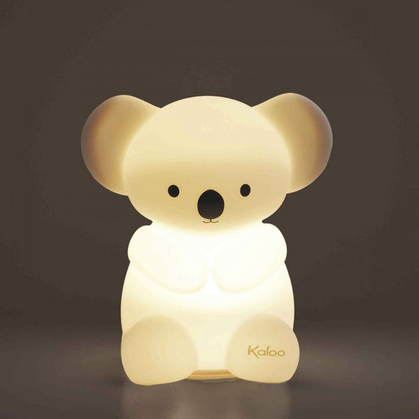 Veilleuse bébé en silicone souple dès la naissance. Lumière douce, rechargeable USB et format nomade.